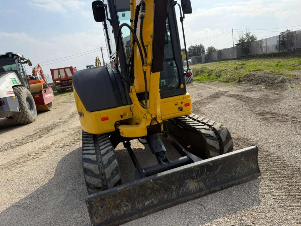 Komatsu PC 50 Photo 3