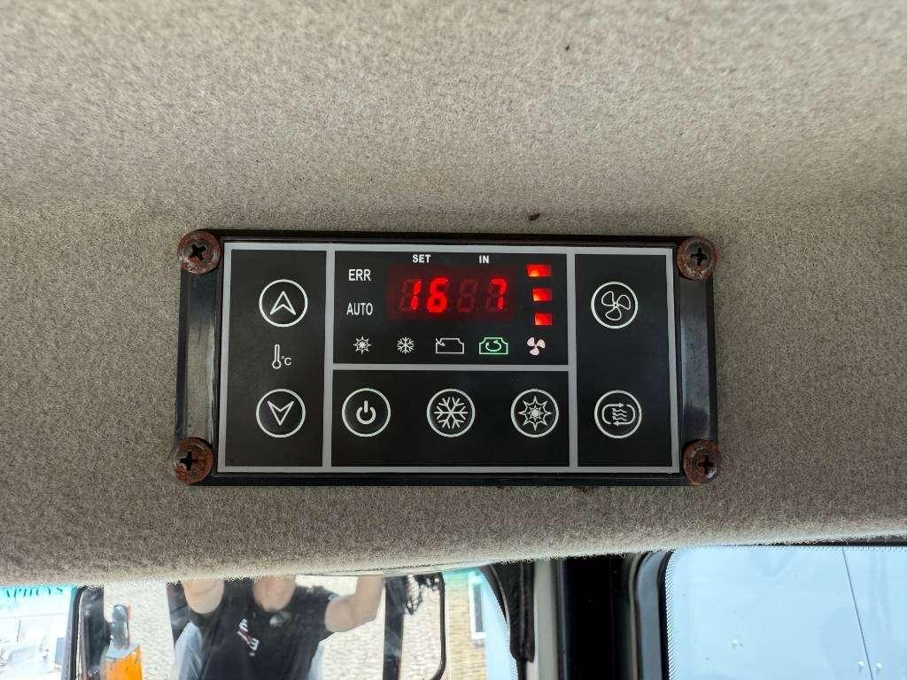 JCB 3DX / 3CX Plus 4WD - New / Unused/ Hammer Lines AC Photo 11
