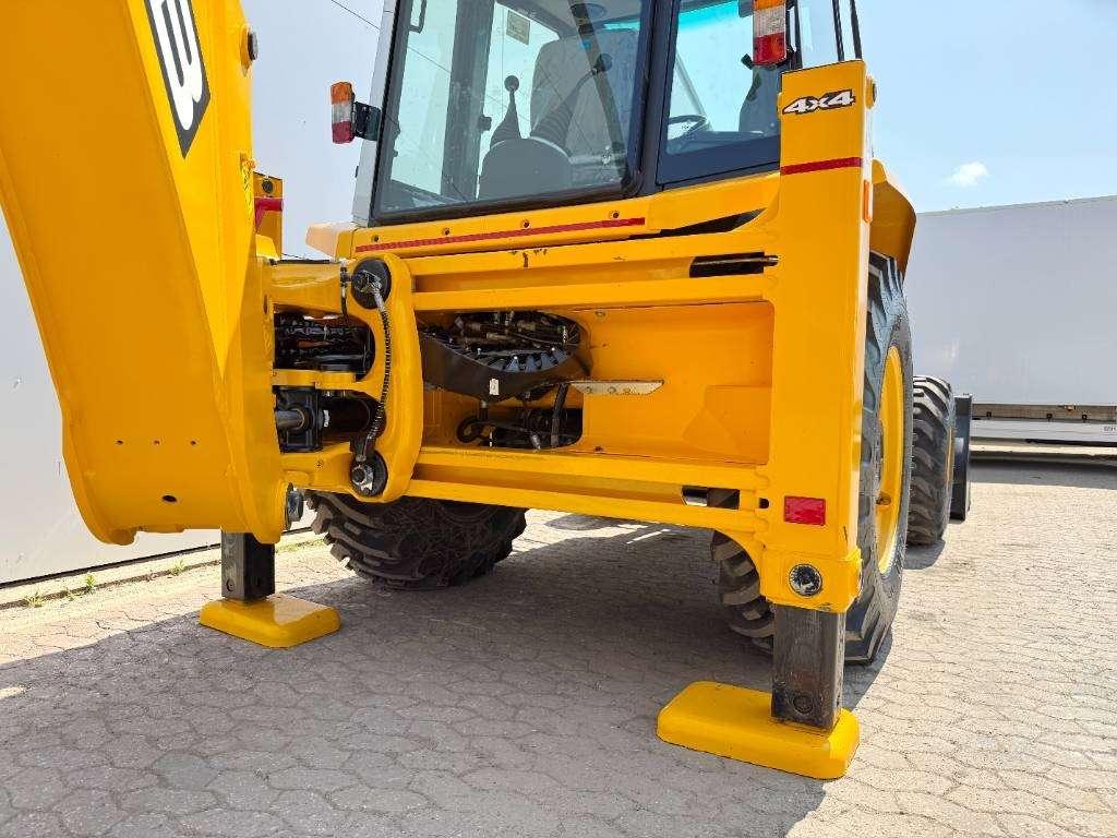 JCB 3DX / 3CX Plus 4WD - New / Unused/ Hammer Lines AC Photo 19