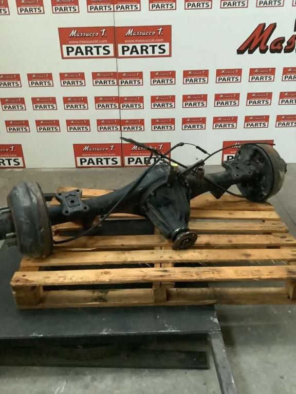 Rear axle for Nissan Cabstar Photo 2