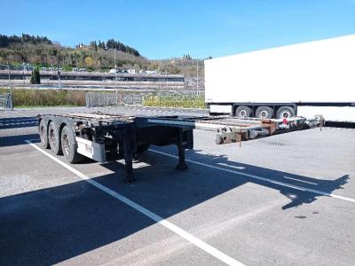 Renders PORTACONTAINERS sold by Bartoli Rimorchi S.p.a.