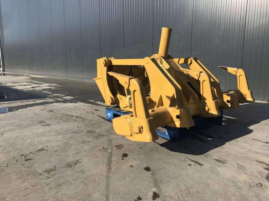 Caterpillar 140G Photo 2