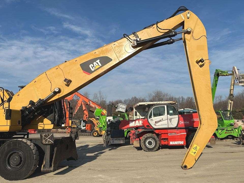 Caterpillar M325D 4X4 Photo 5