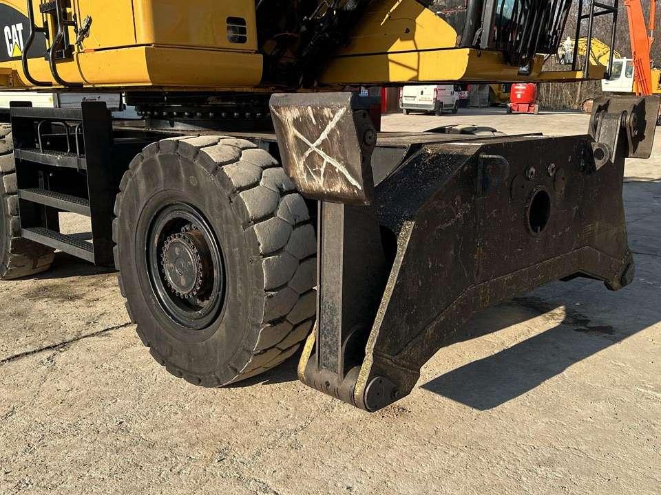 Caterpillar M325D 4X4 Photo 6