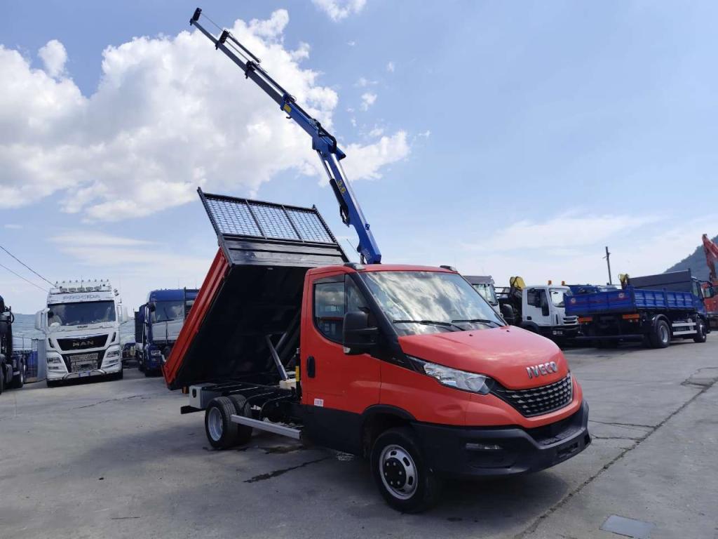 Iveco DAILY 35-120 Photo 2