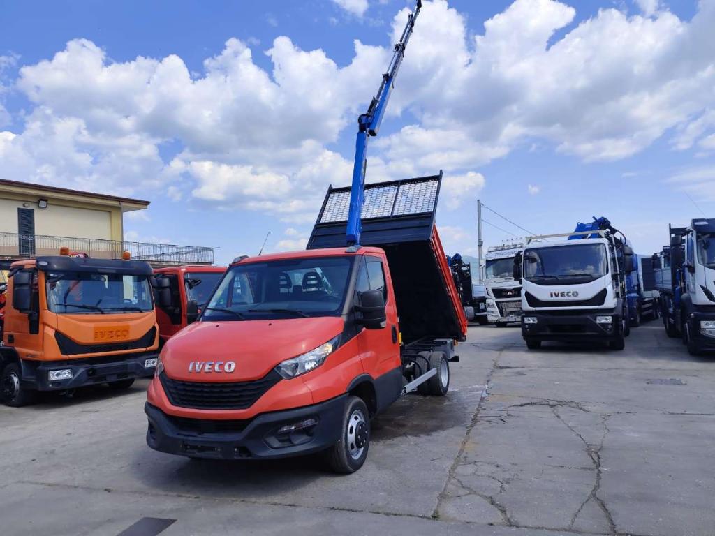 Iveco DAILY 35-120 Photo 8
