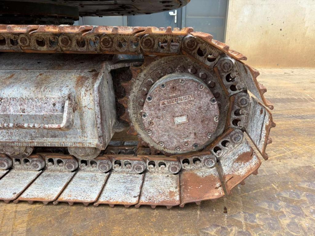 Hyundai R125LCR-9A Photo 18
