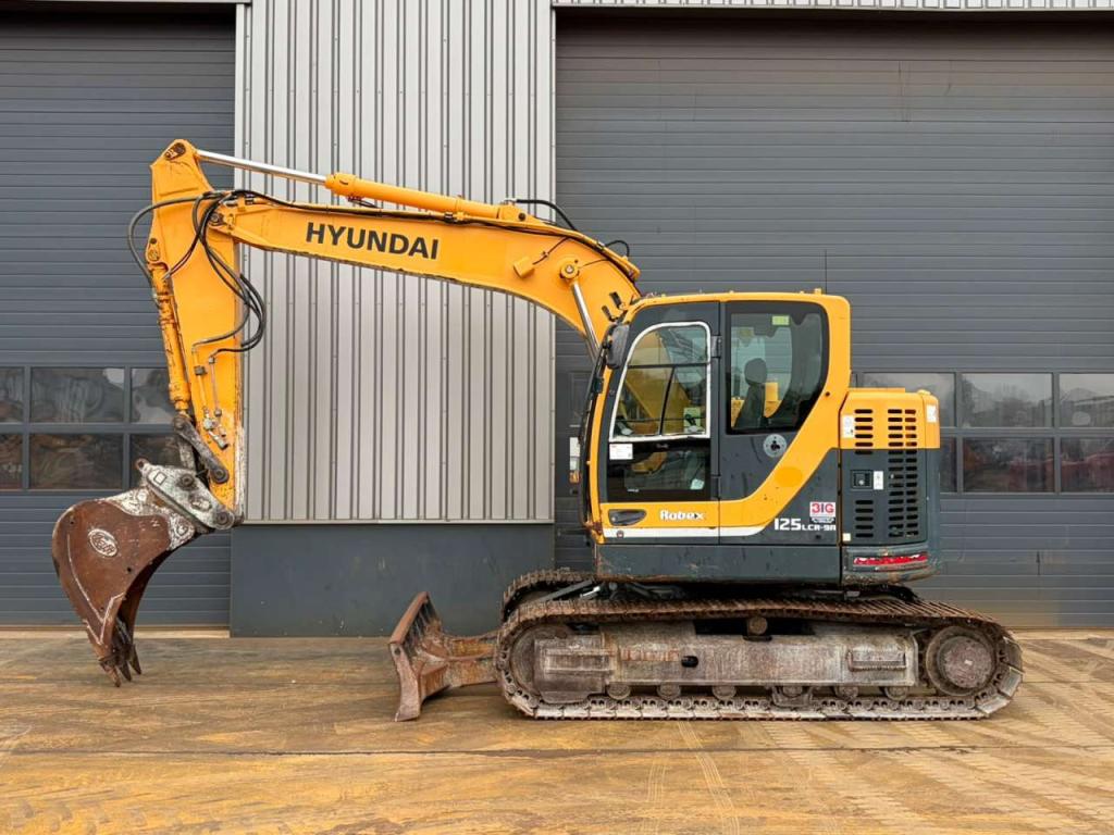 Hyundai R125LCR-9A Photo 4