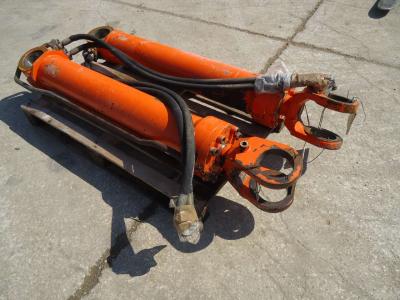 Lifting piston for Fiat Kobelco W270 e Fiat Hitachi sold by OLM 90 Srl