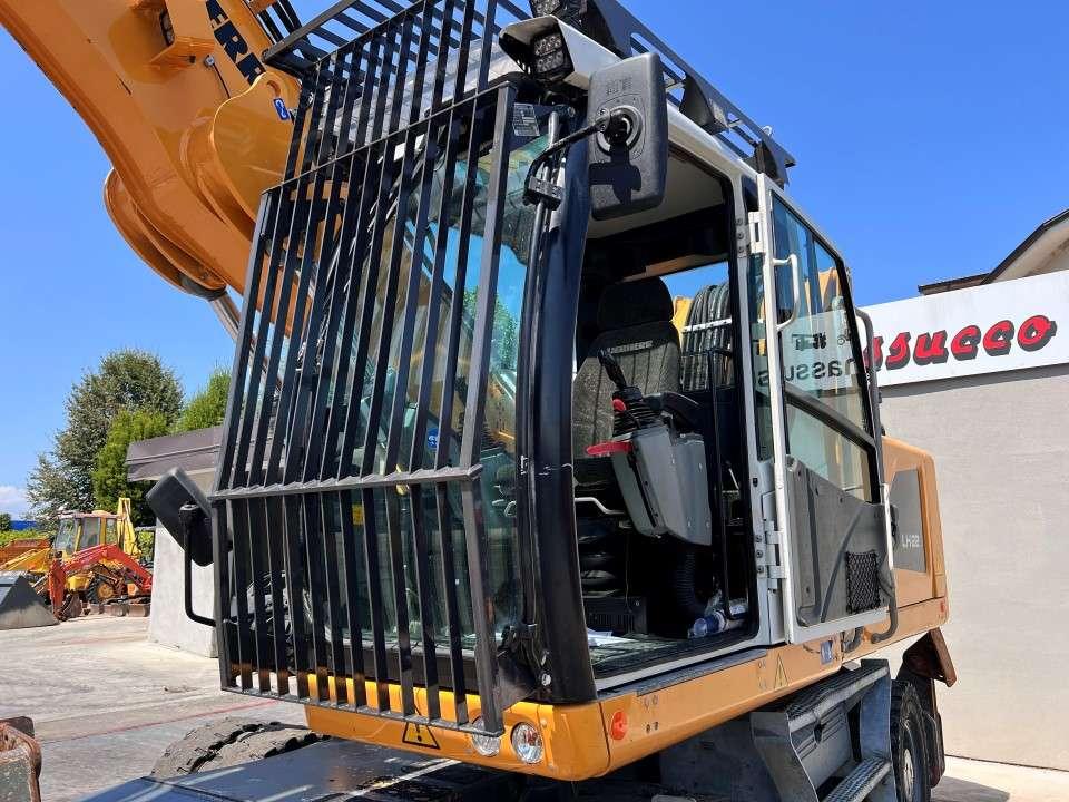 Liebherr LH22 Photo 6