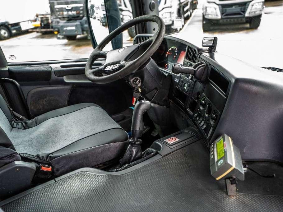 Scania P380 Photo 11