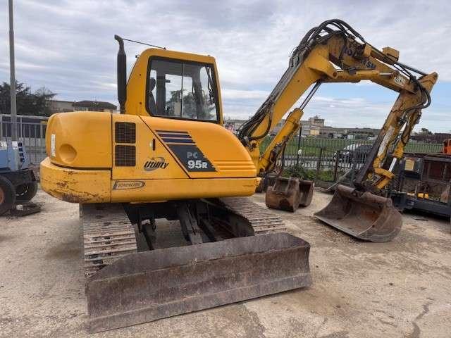 Komatsu PC95 Photo 9