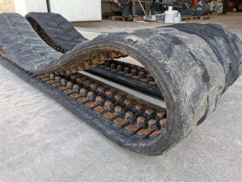 Rubber tracks for Caterpillar 301.7CR Photo 3