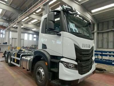 Iveco X WAY AD280X48 YPS sold by Silver Service (Area Nord)