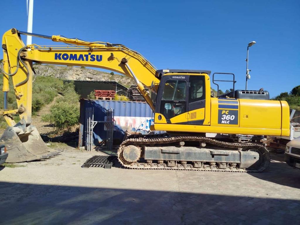Komatsu PC360NLC-10 Photo 1