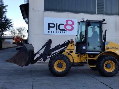New Holland W80TC sold by Pic8 Srl