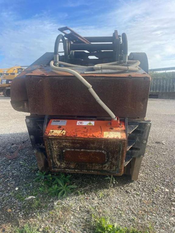 MB CRUSHER BF90-3 Photo 6