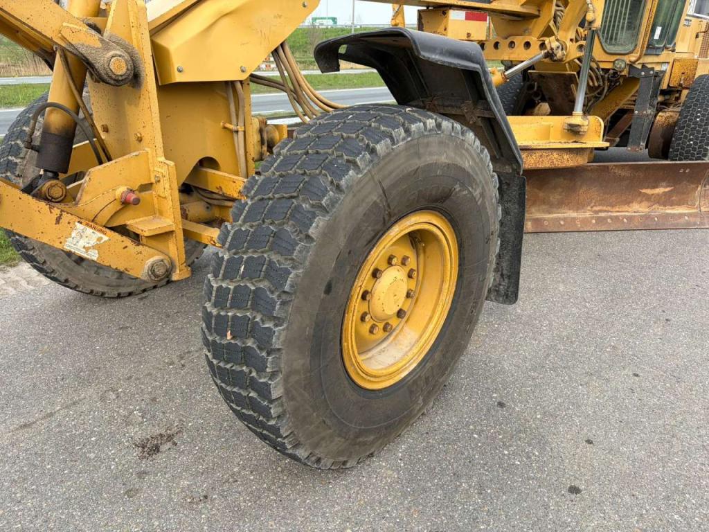 Caterpillar 140H Photo 10