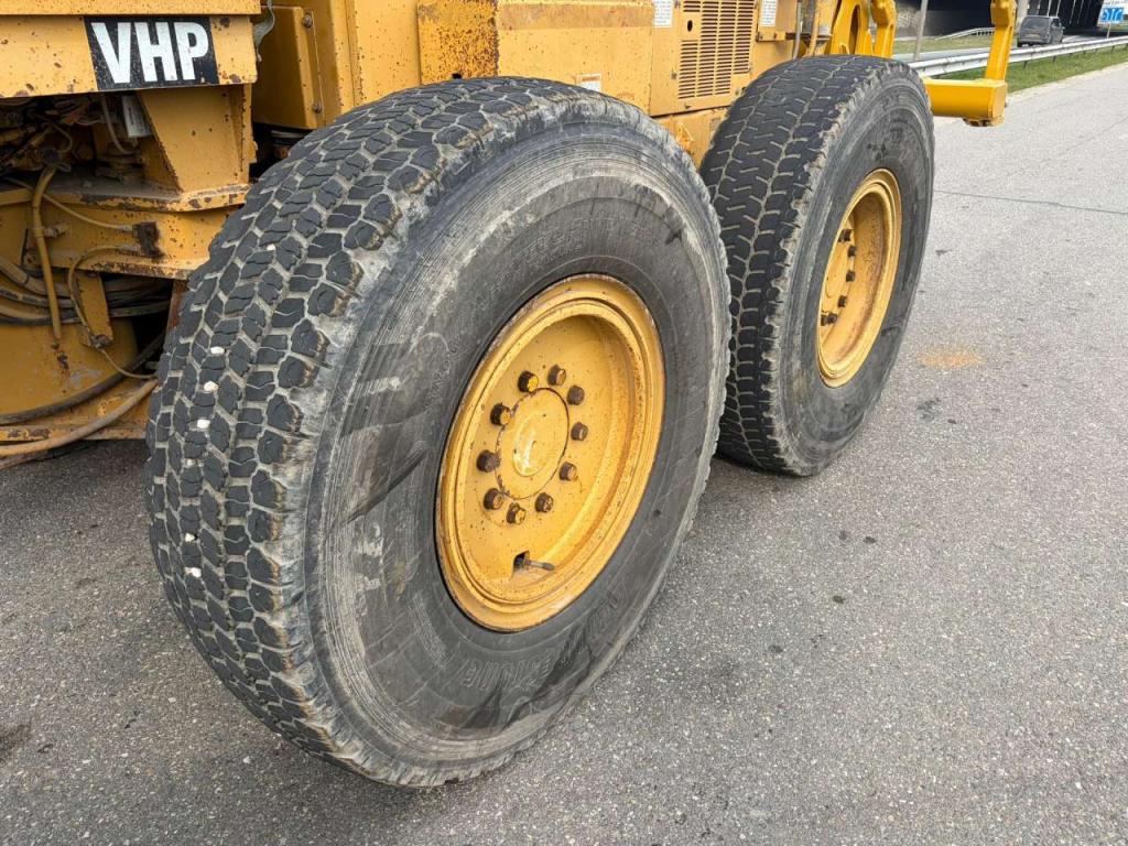 Caterpillar 140H Photo 11