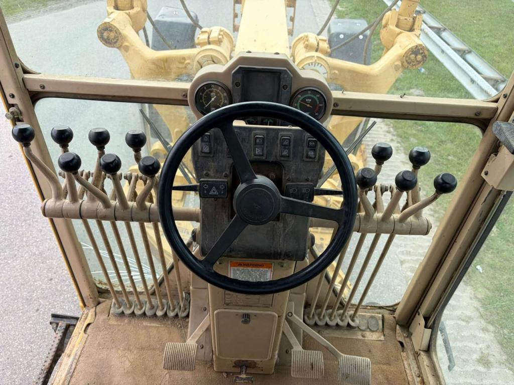 Caterpillar 140H Photo 24