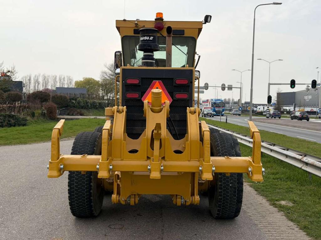 Caterpillar 140H Photo 4