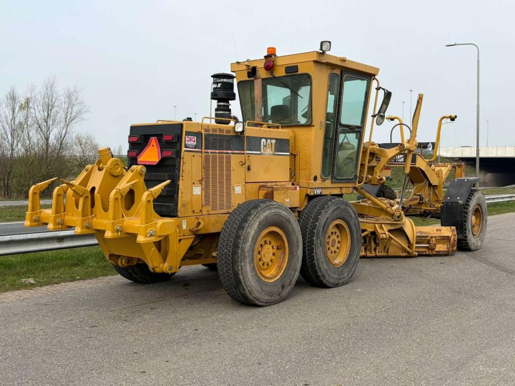 Caterpillar 140H Photo 6