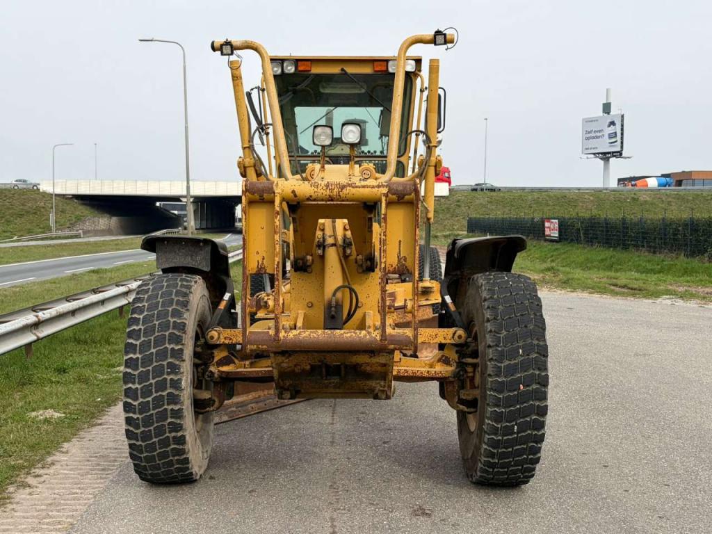 Caterpillar 140H Photo 8