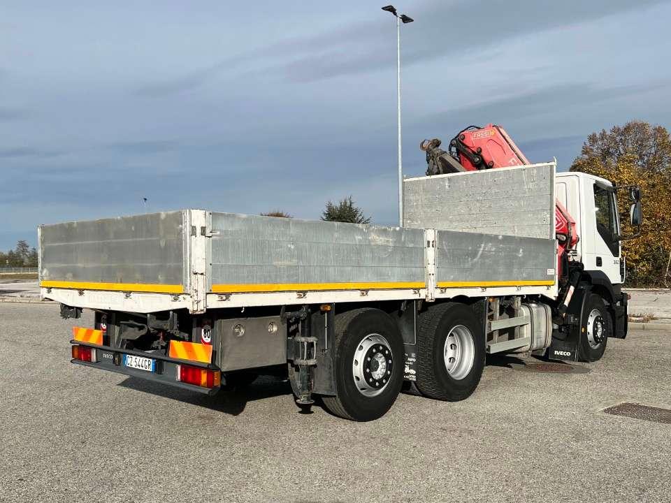 Iveco 350 6X2 Photo 13
