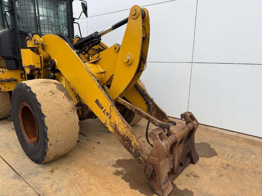 Caterpillar 926M - Dutch Machine / Automatic Greasing Photo 18