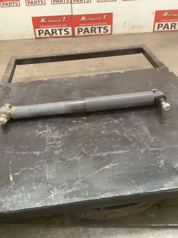 AMMORTIZZATORE ANTERIORE for Volvo FH16 550 6x4 Photo 2