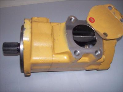 Hydraulic pump for Caterpillar IT18 sold by CERVETTI TRACTOR Srl