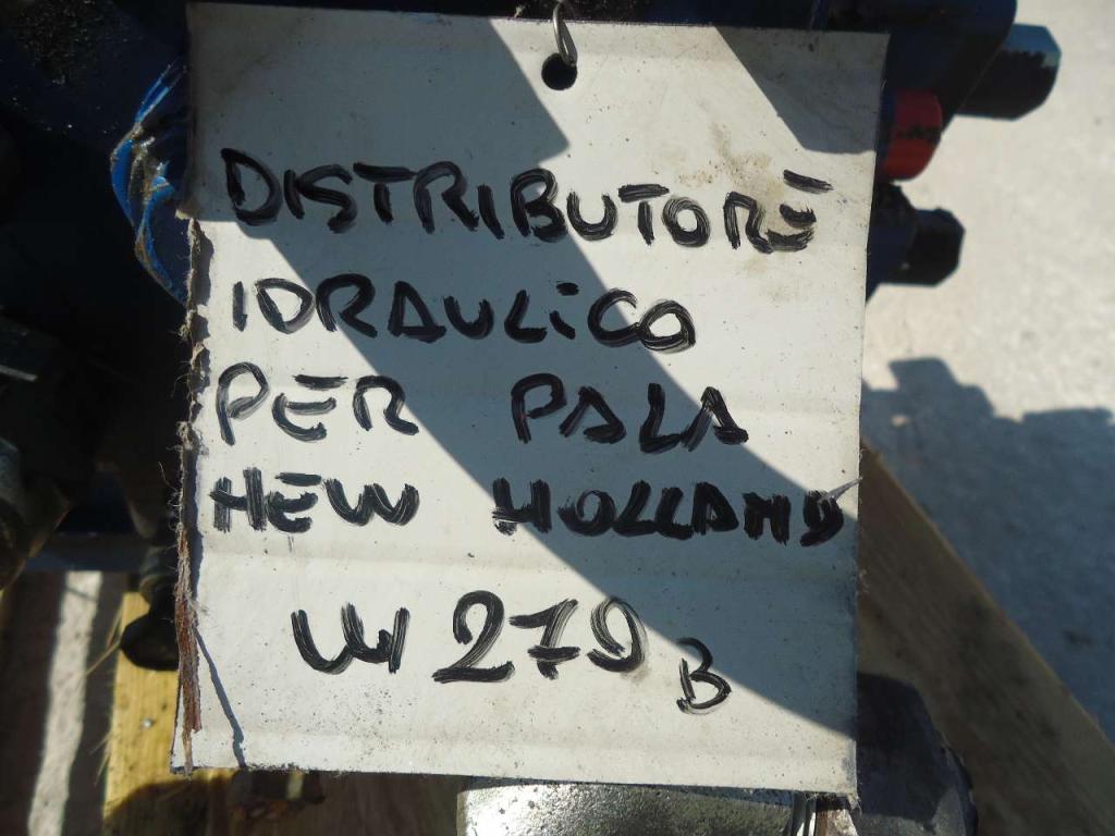 Hydraulic distributor for New Holland W270B Photo 5
