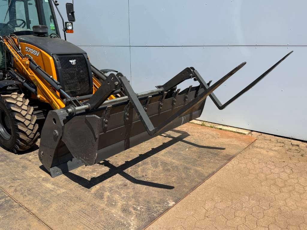 Case 570SV - 6/1 Bucket / Telescopic Boom / Airco Photo 12