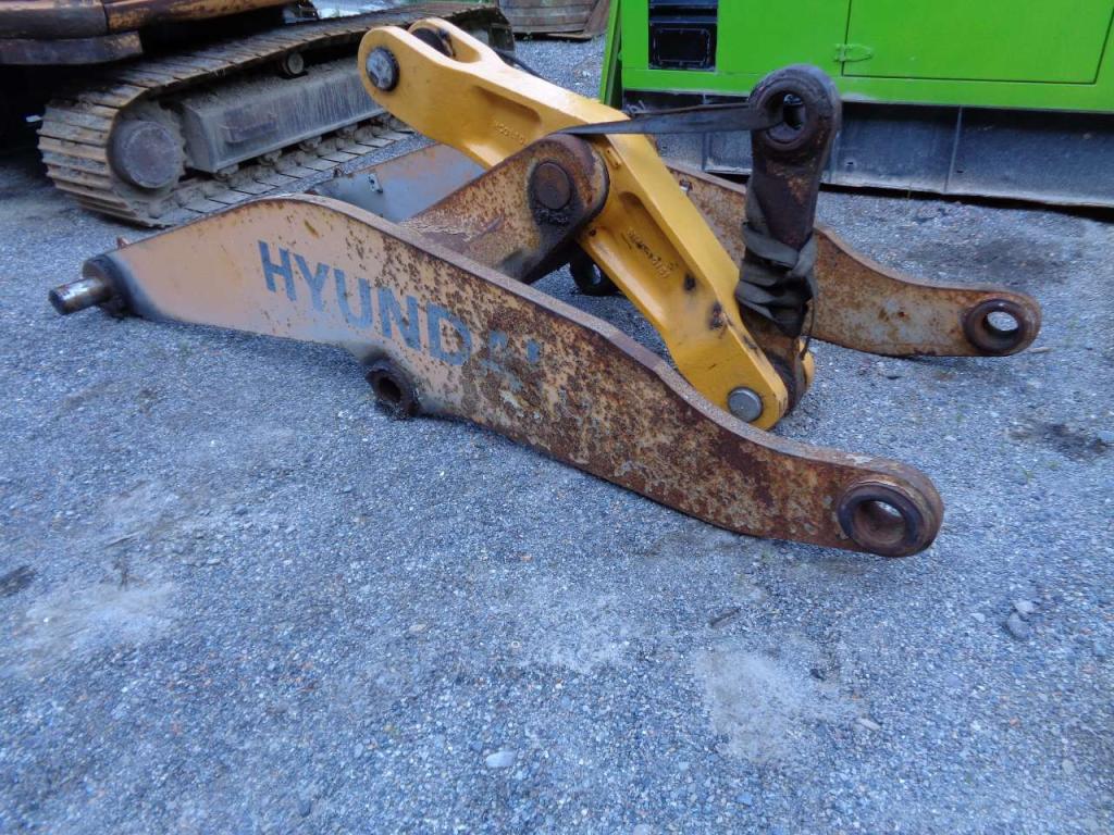 Arm for loaders for Hyundai 770-7A Photo 2
