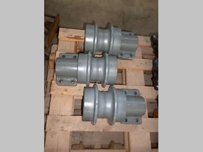 Liebherr Carrier rollers for Liebherr R946 sold by Fratelli Zenzalari S.r.l.