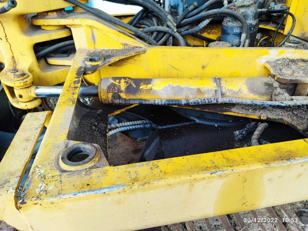 Komatsu PC110R Photo 14