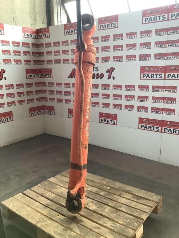 Bucket return cylinder for Hitachi ZX280 Photo 1