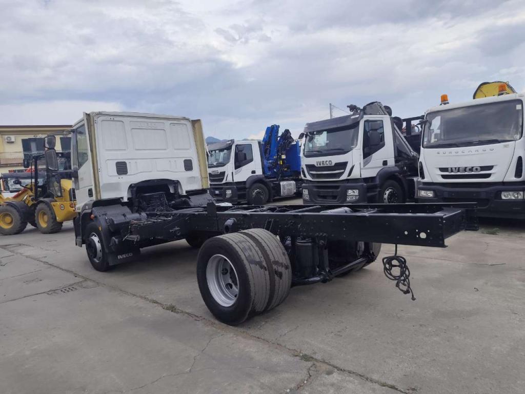 Iveco EUROCARGO 150E22P Photo 15