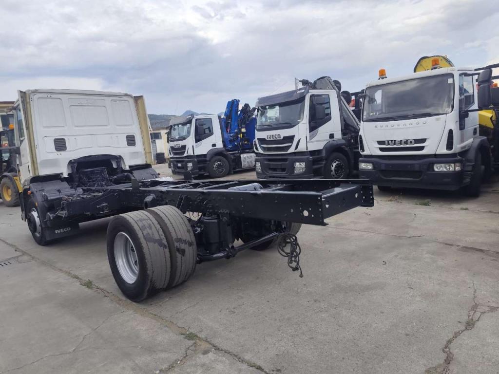 Iveco EUROCARGO 150E22P Photo 18