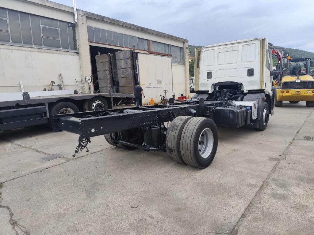 Iveco EUROCARGO 150E22P Photo 23