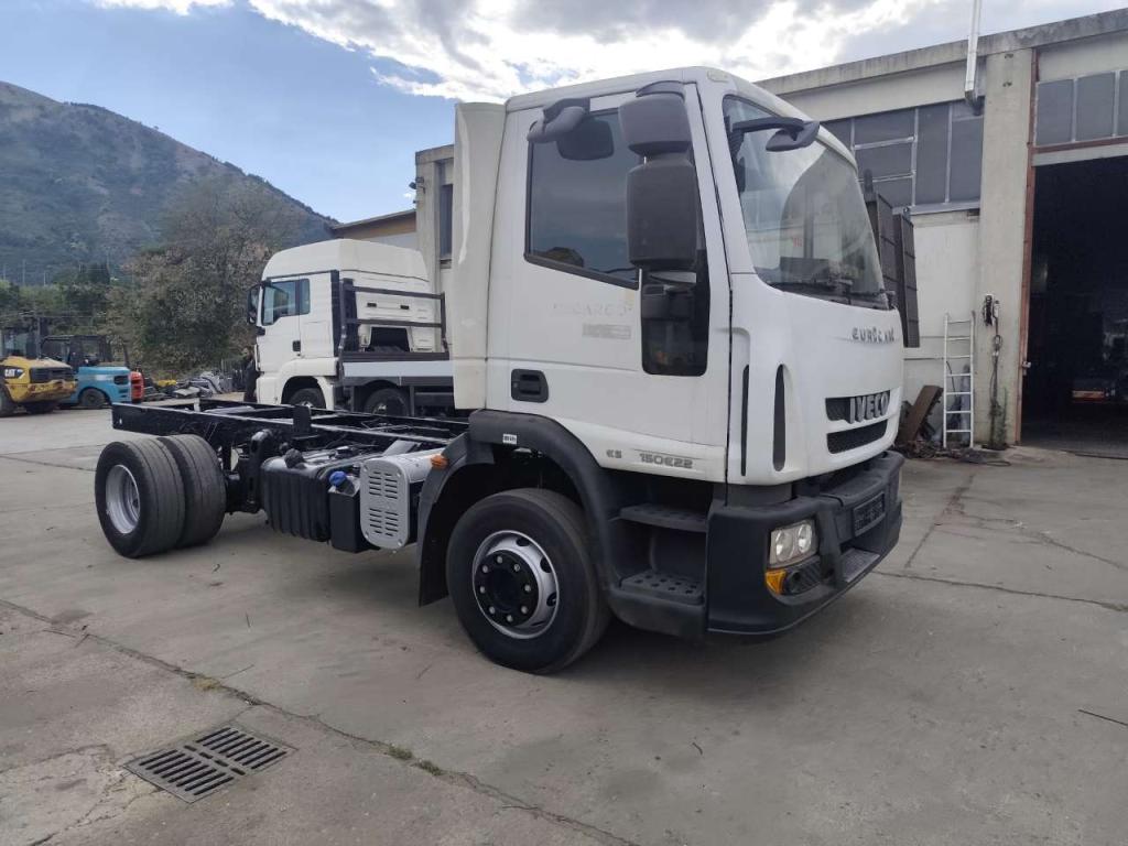Iveco EUROCARGO 150E22P Photo 30