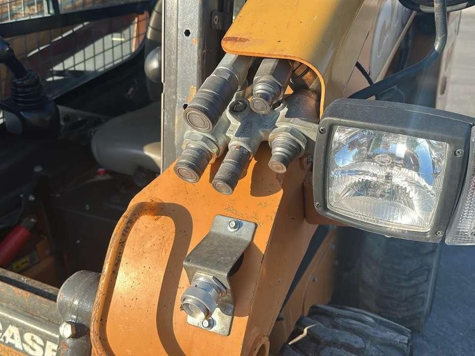 Case SR 210 Photo 6