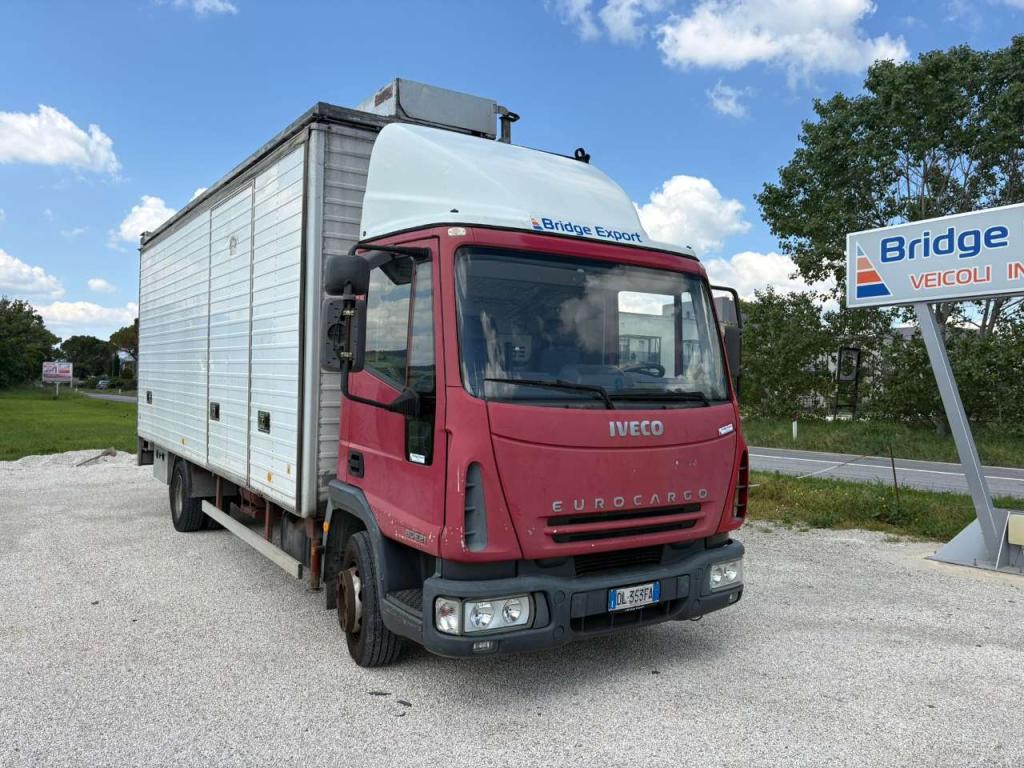 Iveco EUROCARGO 80E21 Photo 8