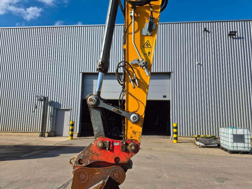 Liebherr 922LC Photo 19