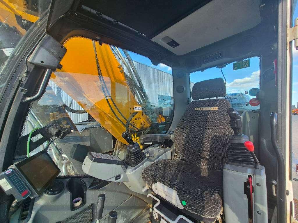 Liebherr 922LC Photo 8
