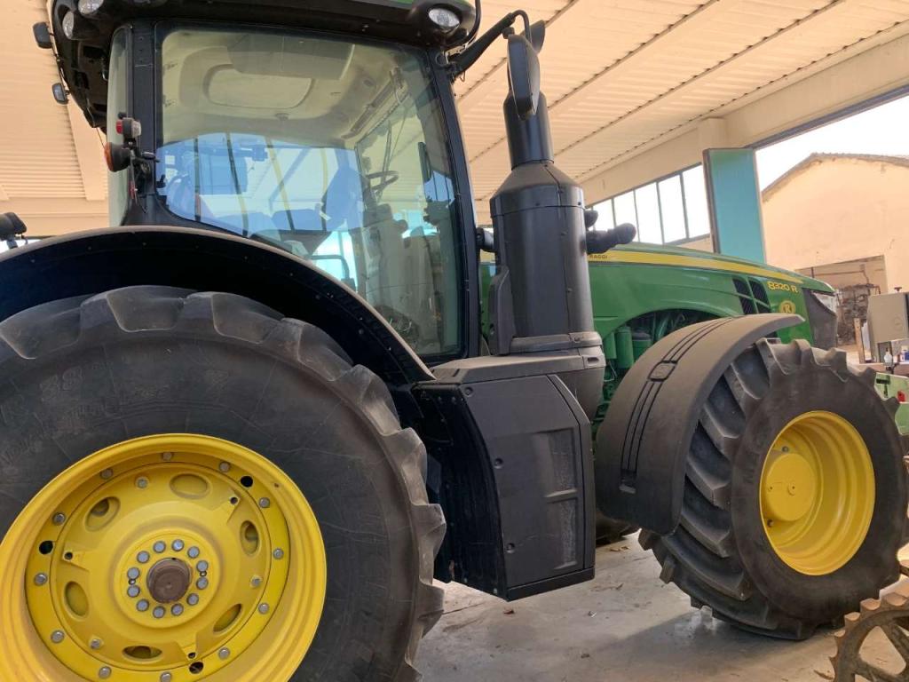 John Deere Trattore per lavori di campo 8320 R Photo 9