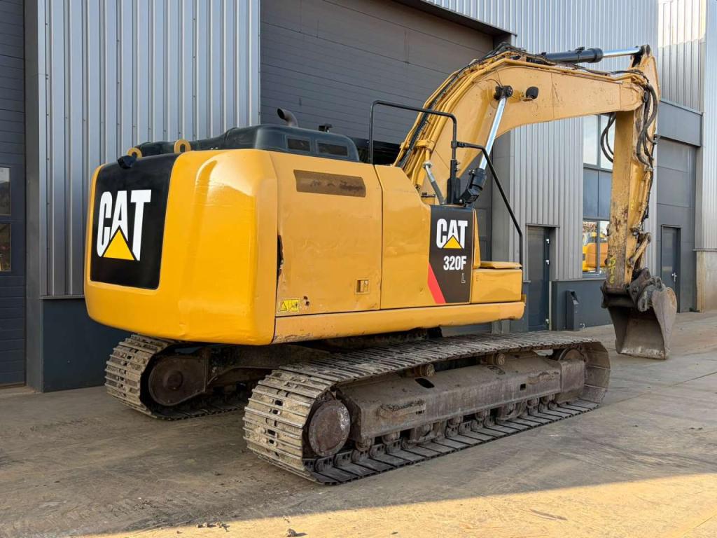 Caterpillar 320FL Photo 5