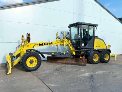 HBM BG110T-5 -  Front Blade + Ripper / TRIMBLE AS400 sold by Boss Machinery