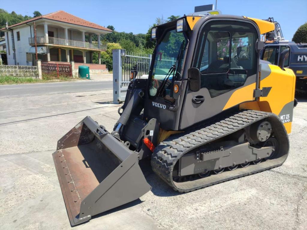 Volvo MCT 125 C Photo 1