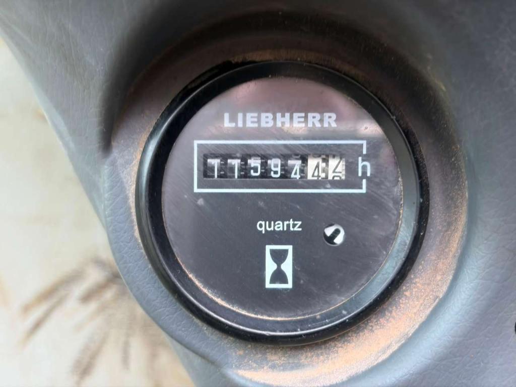 Liebherr A314 Photo 24